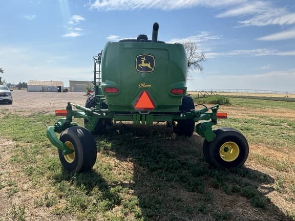 Image of John Deere W235 equipment image 4