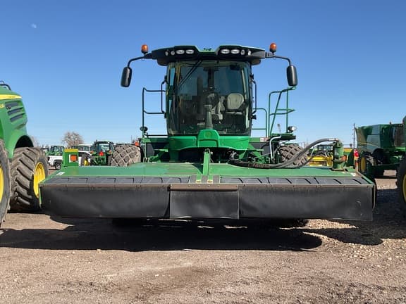 Image of John Deere W235 equipment image 2