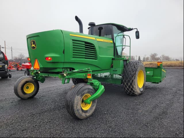 Image of John Deere W235 equipment image 2