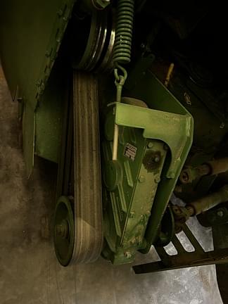 Image of John Deere W235 equipment image 3