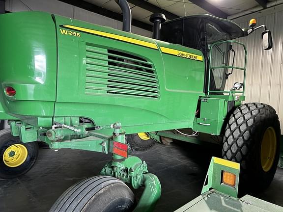 Image of John Deere W235 Primary image