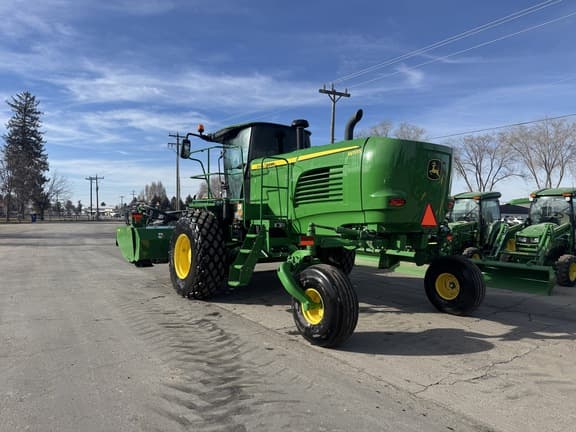 Image of John Deere W235 equipment image 2