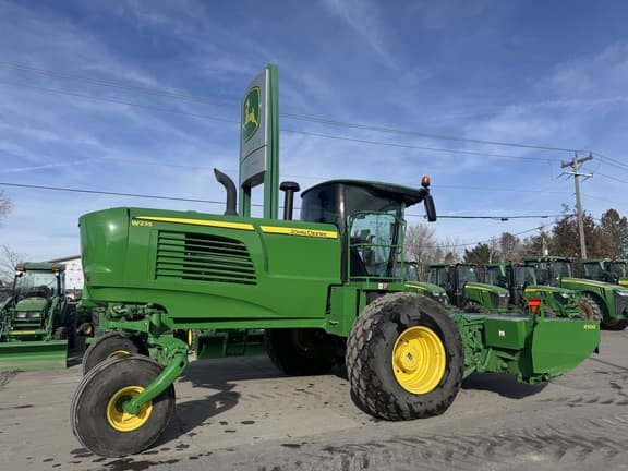 Image of John Deere W235 equipment image 4