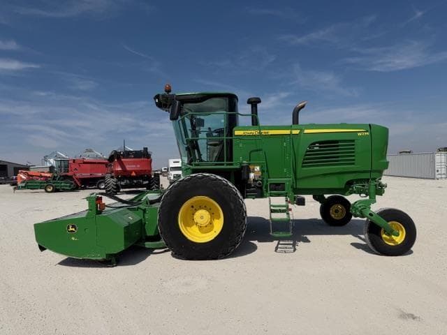 Image of John Deere W235R equipment image 1