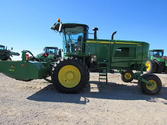 Image of John Deere W260 equipment image 1