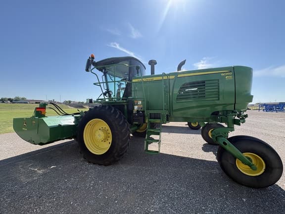 Image of John Deere W260 equipment image 1