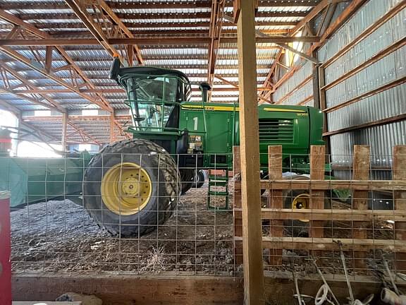 Image of John Deere W260 equipment image 1