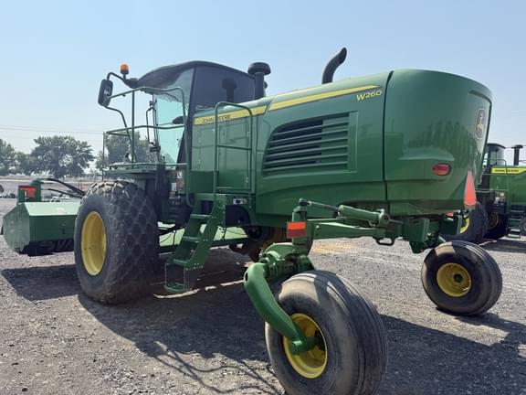 Image of John Deere W260 equipment image 1