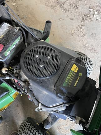 Image of John Deere X300 equipment image 4