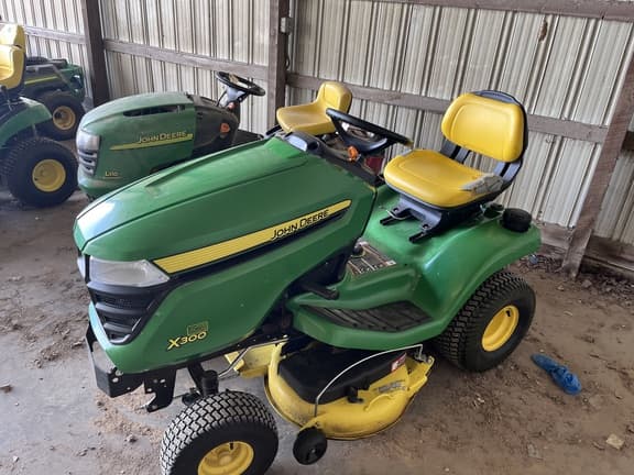 Image of John Deere X300 equipment image 2