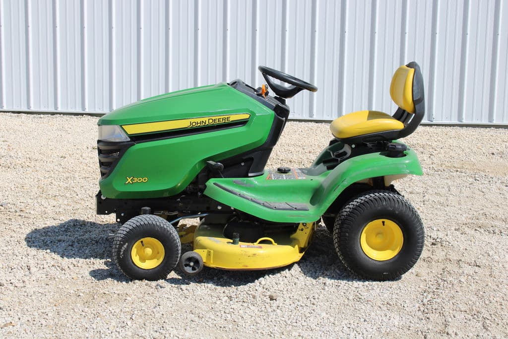 Image of John Deere X300 Primary image