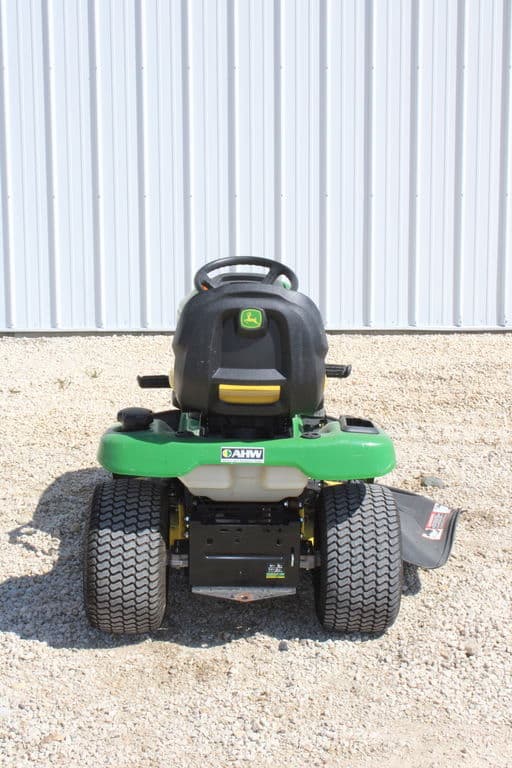 Image of John Deere X300 equipment image 2