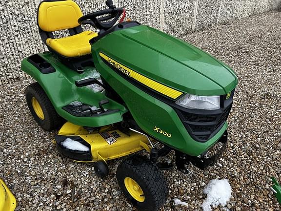 Image of John Deere X300 Primary image