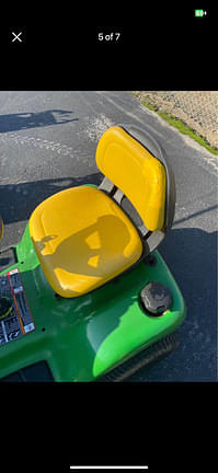 Image of John Deere X300 equipment image 4