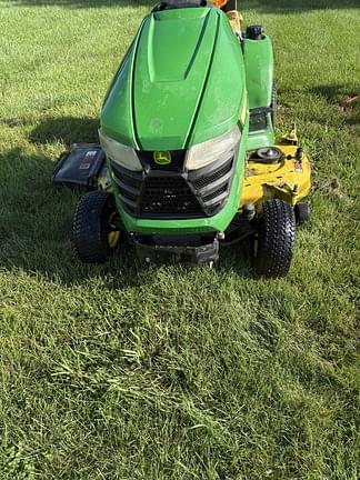 Image of John Deere X300 equipment image 4