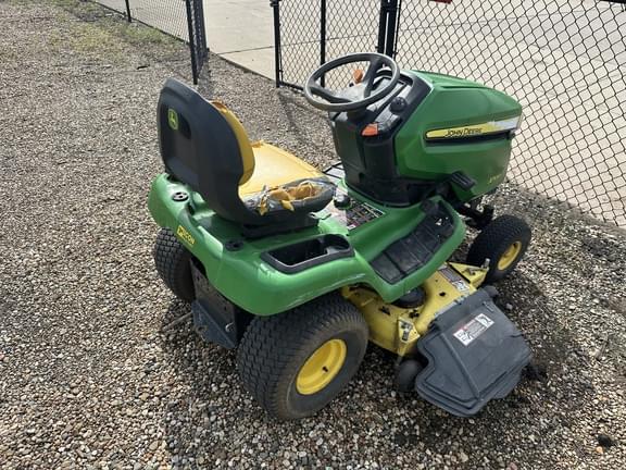 Image of John Deere X300 equipment image 4