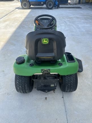 Image of John Deere X300 equipment image 2