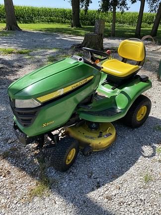 Image of John Deere X300 equipment image 2