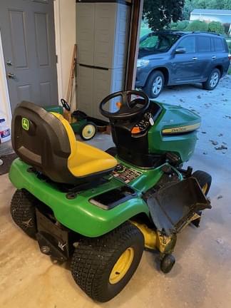 Image of John Deere X300 equipment image 3