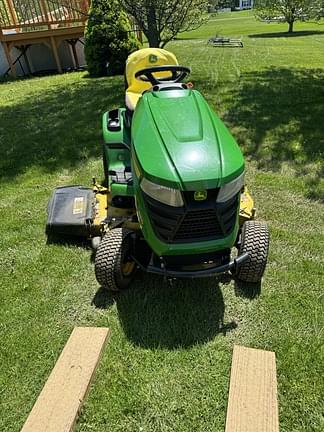 Image of John Deere X300 equipment image 1