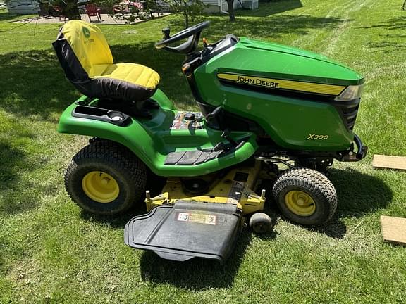 Image of John Deere X300 Primary image
