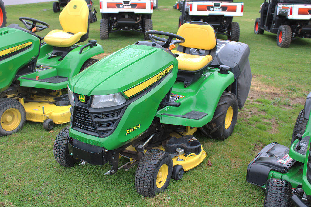 Image of John Deere X300R Primary image