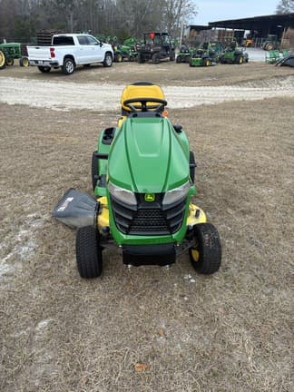 Image of John Deere X304 equipment image 2
