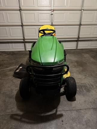 Image of John Deere X304 equipment image 2