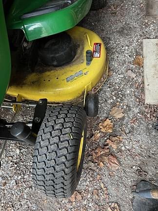 Image of John Deere X310 equipment image 3