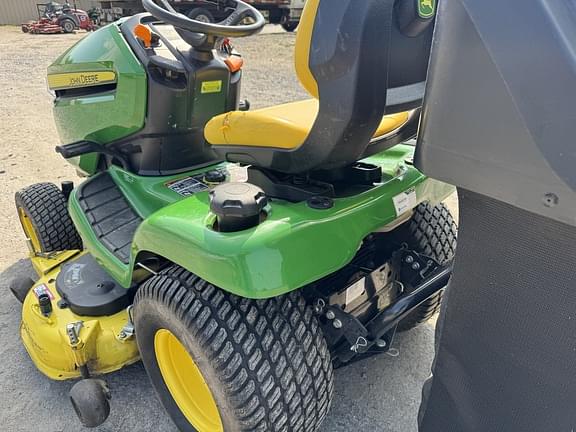 Image of John Deere X320 equipment image 4