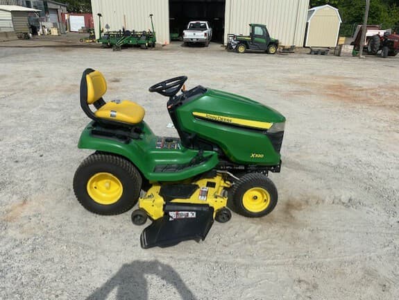 Image of John Deere X320 equipment image 2