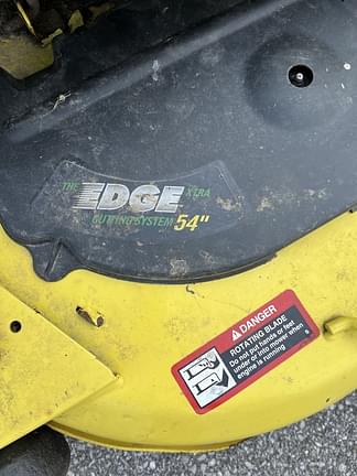 Image of John Deere X320 equipment image 4