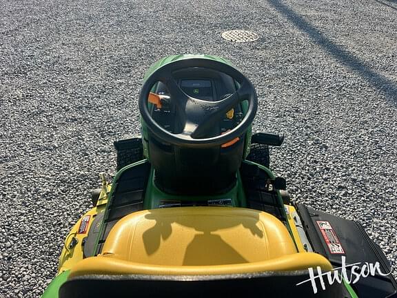 Image of John Deere X320 equipment image 4