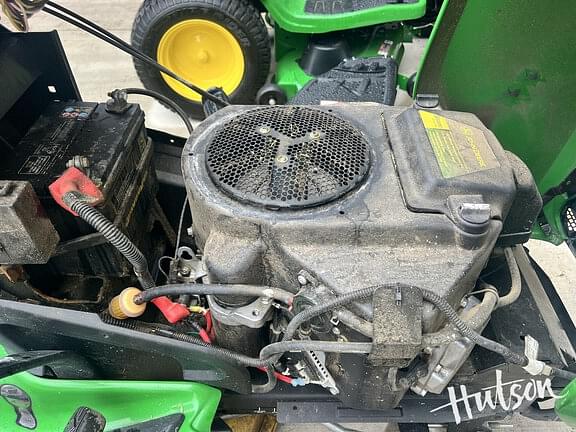 Image of John Deere X320 equipment image 4