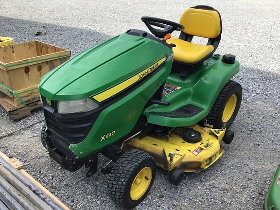 Image of John Deere X320 equipment image 1