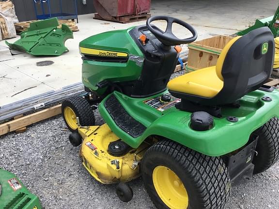 Image of John Deere X320 equipment image 4