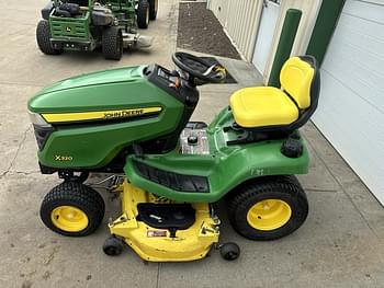 2015 John Deere X320 Equipment Image0