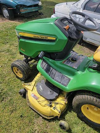 Image of John Deere X320 equipment image 1