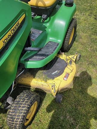 Image of John Deere X320 equipment image 2