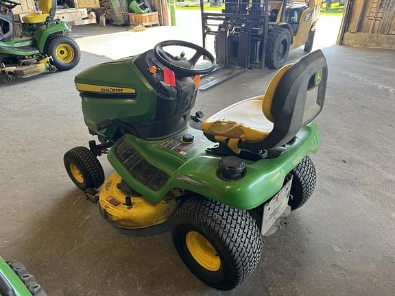 Image of John Deere X350 equipment image 3