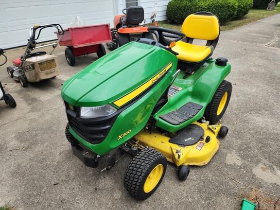 Image of John Deere X360 equipment image 1