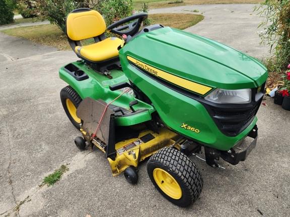 Image of John Deere X360 equipment image 3