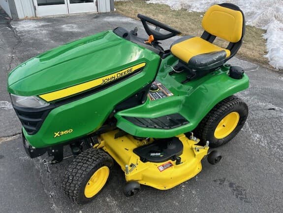 Image of John Deere X360 equipment image 1