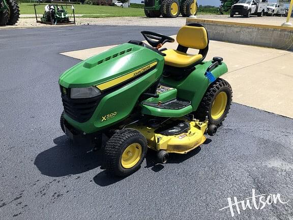 Image of John Deere X500 equipment image 1