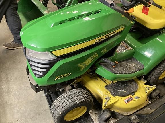 Image of John Deere X500 equipment image 1