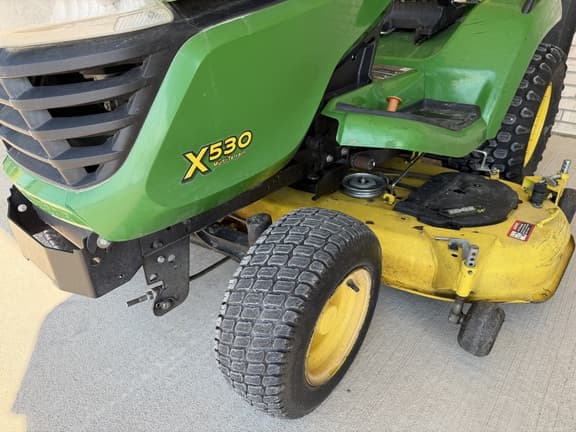 Image of John Deere X530 equipment image 4