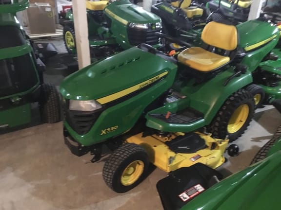 2015 John Deere X530 Equipment Image0