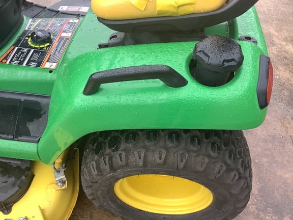 Image of John Deere X530 equipment image 3