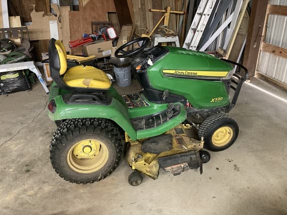 Image of John Deere X530 equipment image 2