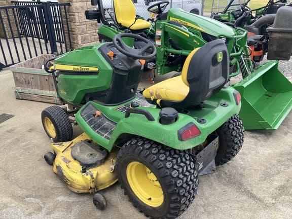 Image of John Deere X530 equipment image 3